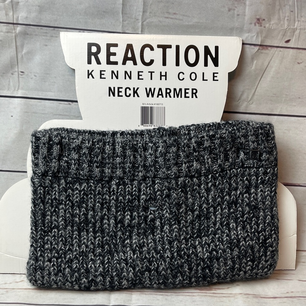 Kenneth Cole Reaction Charcoal Knit Neck Warmer new